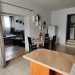 U Gosi Apartment *